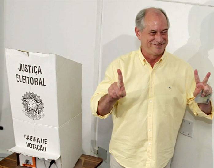 PDT, com Ciro Gomes, confirma apoia a Lula no segundo turno